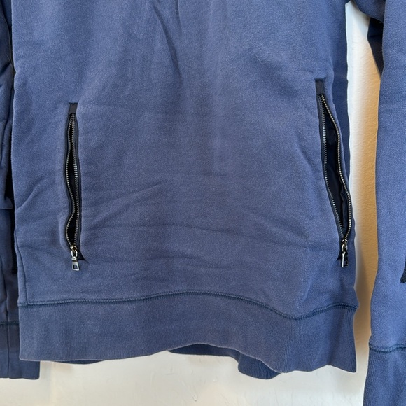 Vince Crewneck Sweatshirt (Small) - Picture 4 of 9